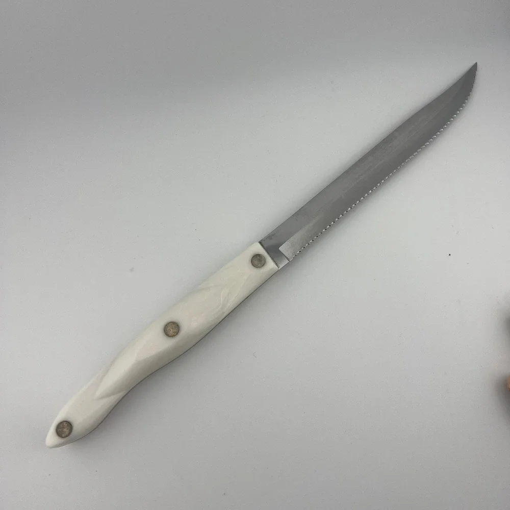 Cutco 1729 Serrated Utility Knife White Handle USA Kitchen Knife Pearl Handle